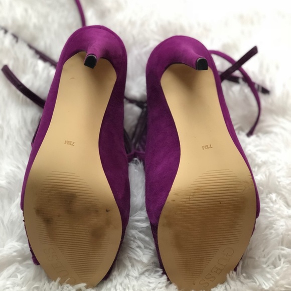 Heels - Picture 5 of 5